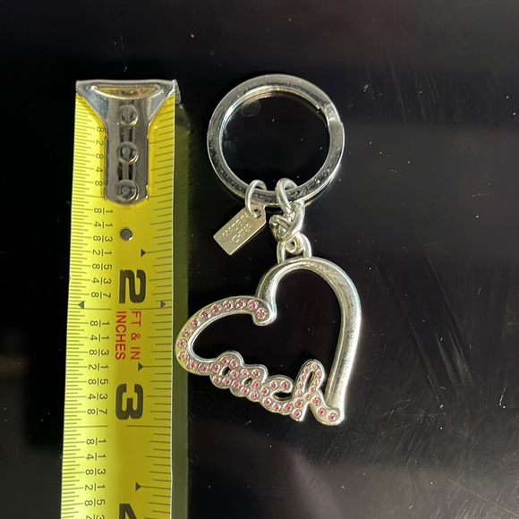 Coach heart pink rhinestone key chain - Picture 2 of 3